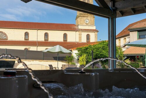 Гостиница La Chambre Enchantee в Эпинали