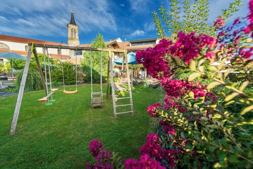 Гостиница La Chambre Enchantee в Эпинали