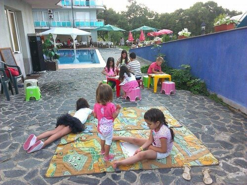 Гостиница Хотел Сънсет Бийч в Лозенце