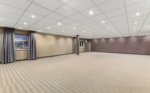 Гостиница Days Inn by Wyndham Ottawa в Оттаве