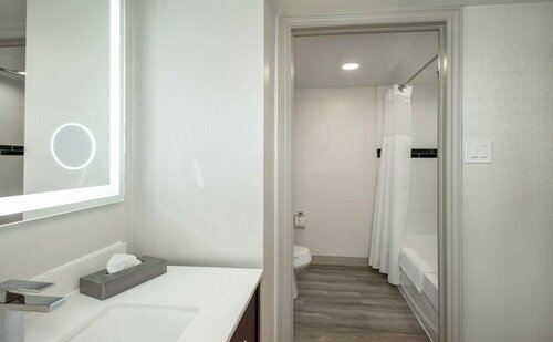 Гостиница The Park Hotel London в Лондоне