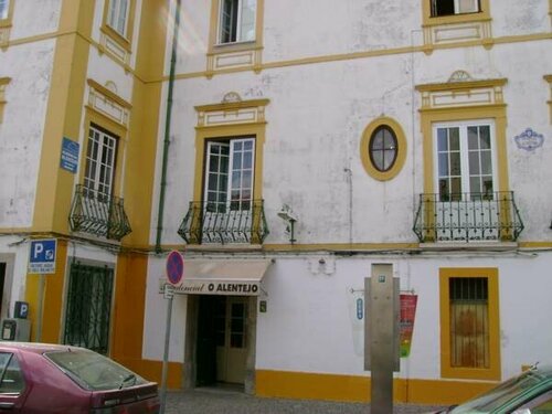 Гостиница Residencial O Alentejo в Эворе