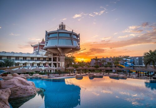 Гостиница Seagull Beach Resort в Хургаде