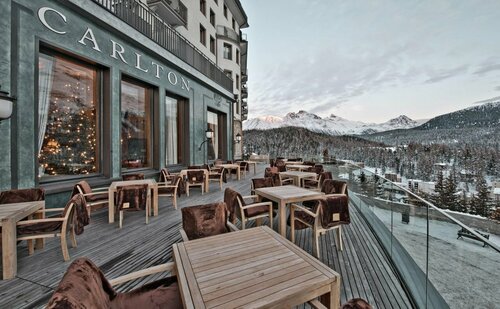 Гостиница Carlton Hotel St Moritz в Самедане