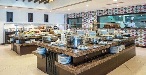 Гостиница Occidental Sharjah Grand в Шардже