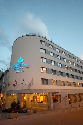 Гостиница Crystal Hotel в Самедане