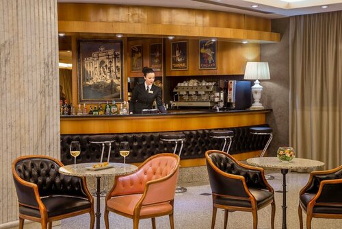 Гостиница Enea Hotel Pomezia в Помеции