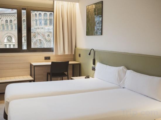 Фото Hotel Sant Pau