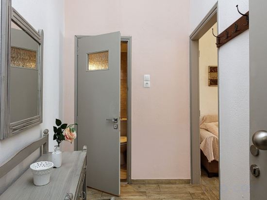 Фото Kasteli Studios & Apartments
