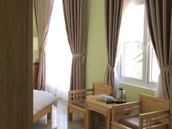 Фото Trung Nhan Hotel