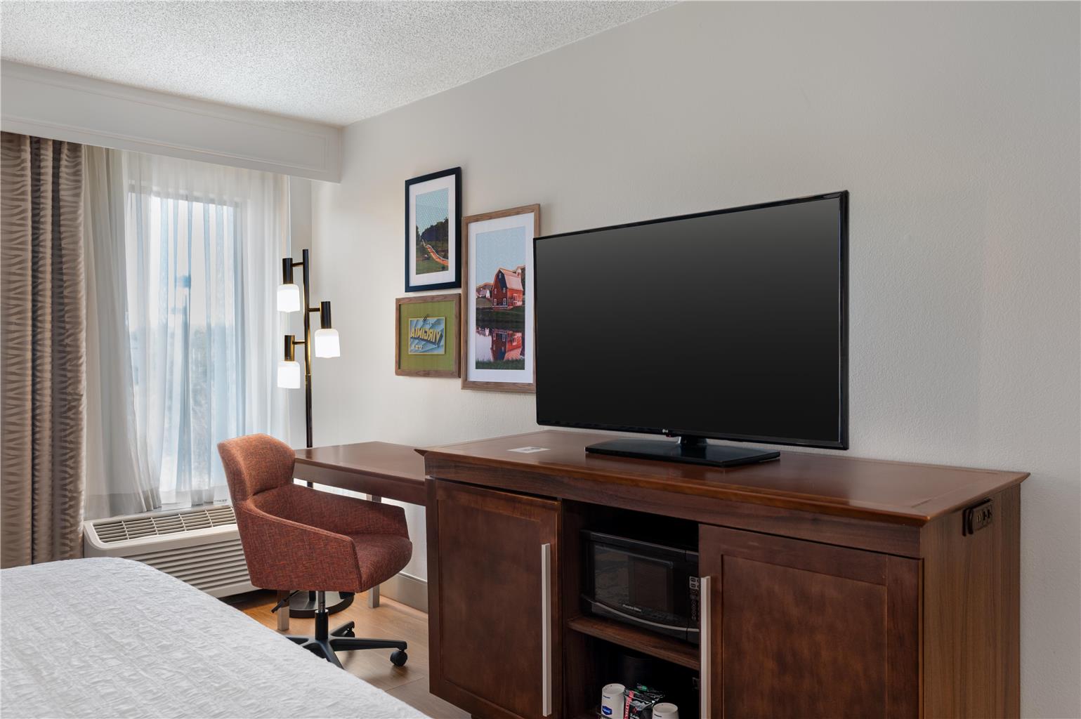 Фото Hampton Inn South Hill