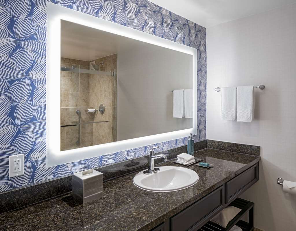 Фото Hilton San Antonio Hill Country