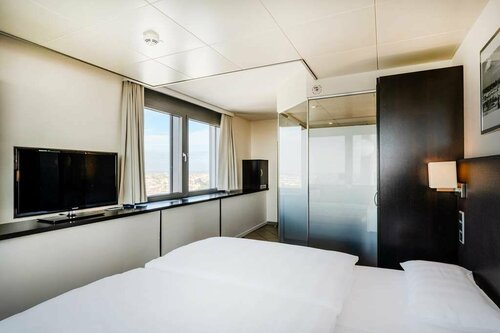 Гостиница Park Inn by Radisson Berlin Alexanderplatz в Берлине