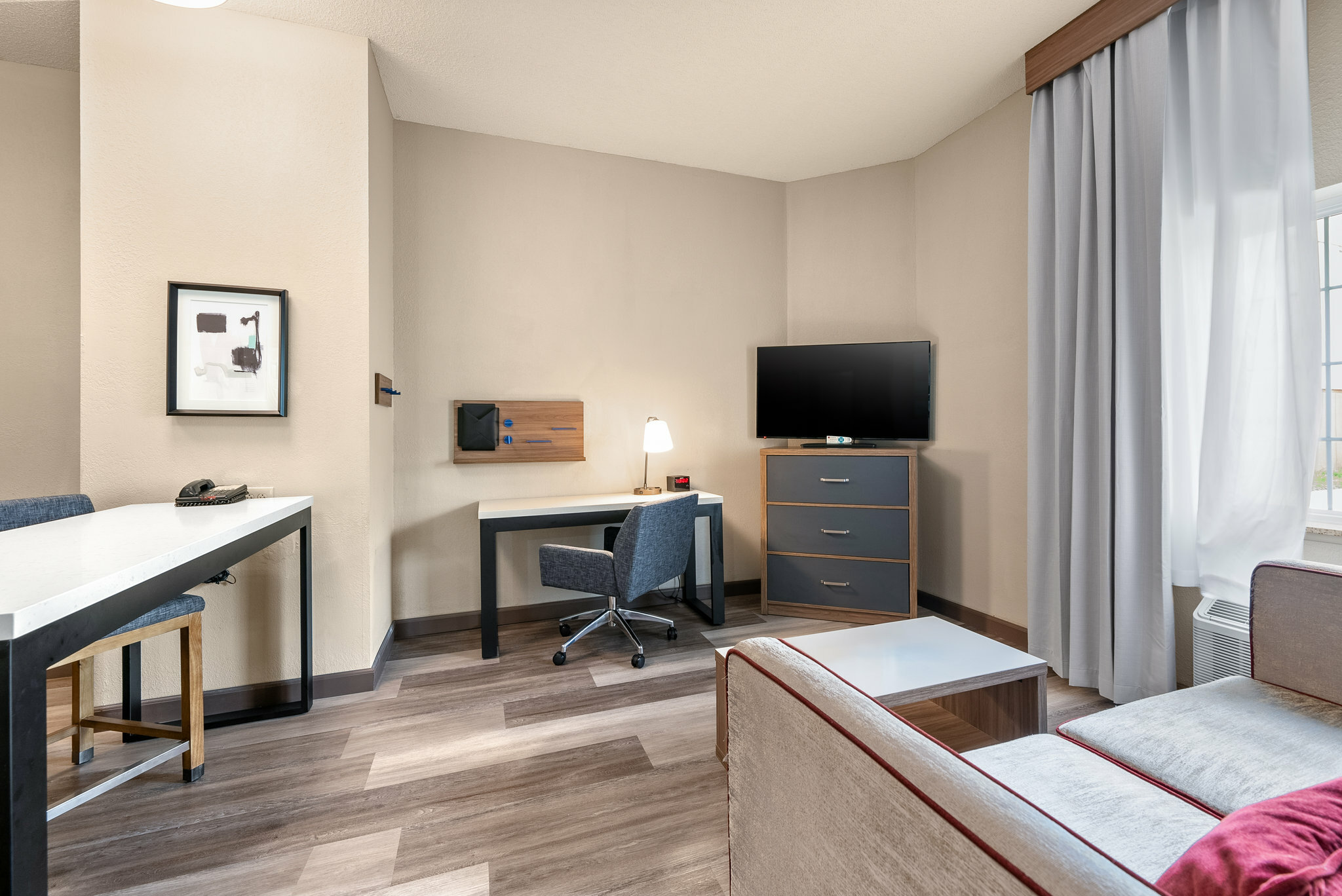 Фото Candlewood Suites Bordentown-Trenton by Ihg