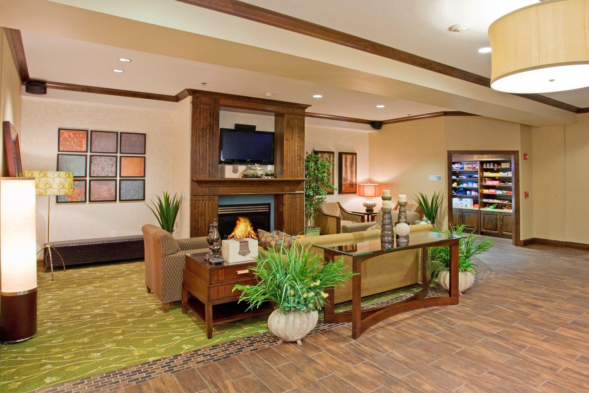 Фото Holiday Inn Express Hotel & Suites Logan, an Ihg Hotel