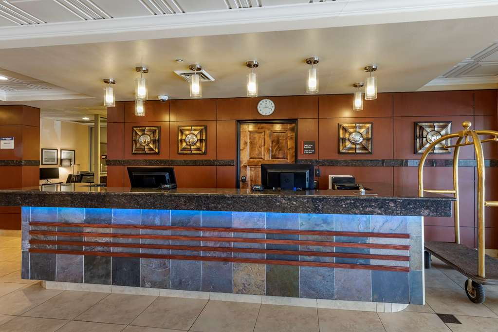 Фото Best Western Brighton Inn