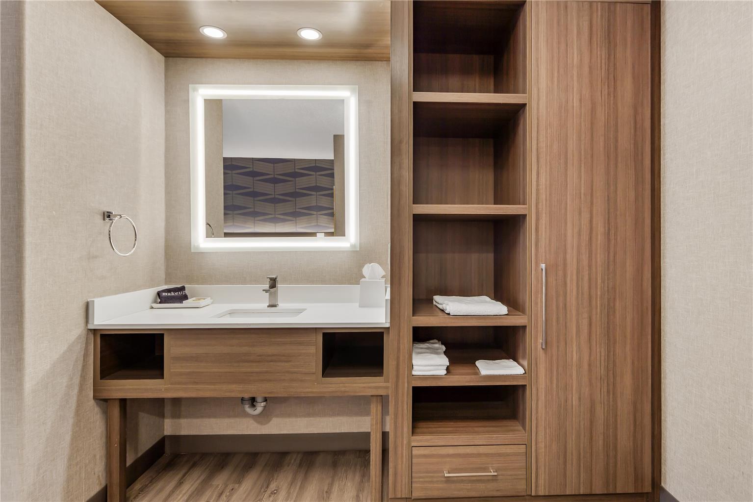 Фото Best Western Plus West Edmonton