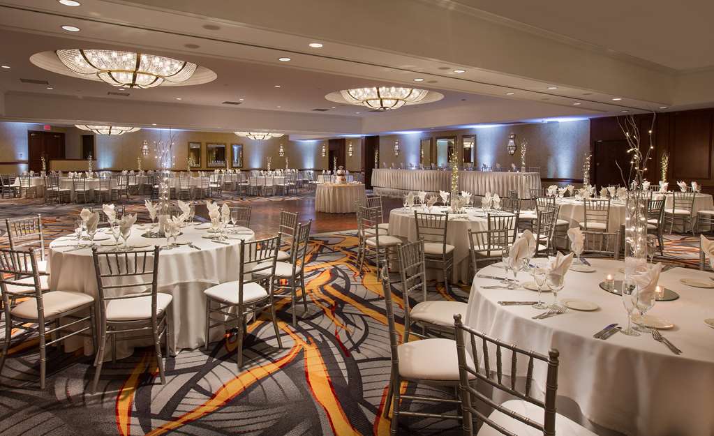 Фото Hilton Chicago/Northbrook