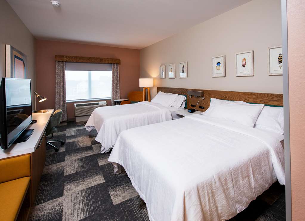 Фото Hilton Garden Inn Moncton Downtown