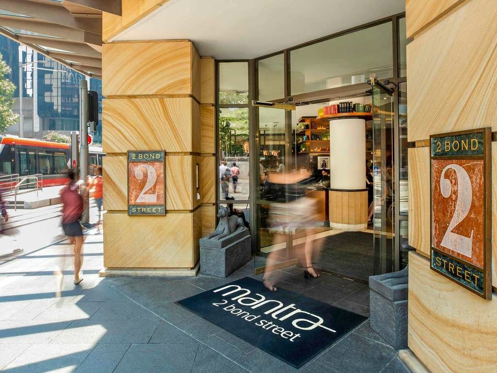 Фото Mantra 2 Bond Street Sydney