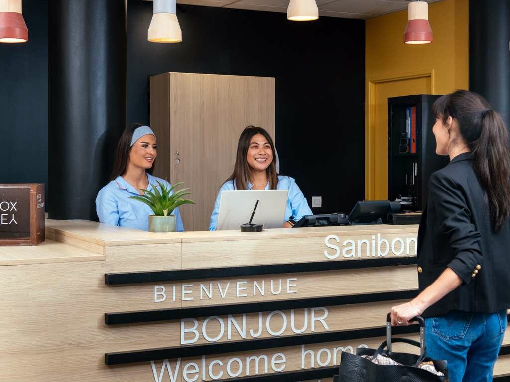 Фото Adagio Access Paris Asnières Aparthotel