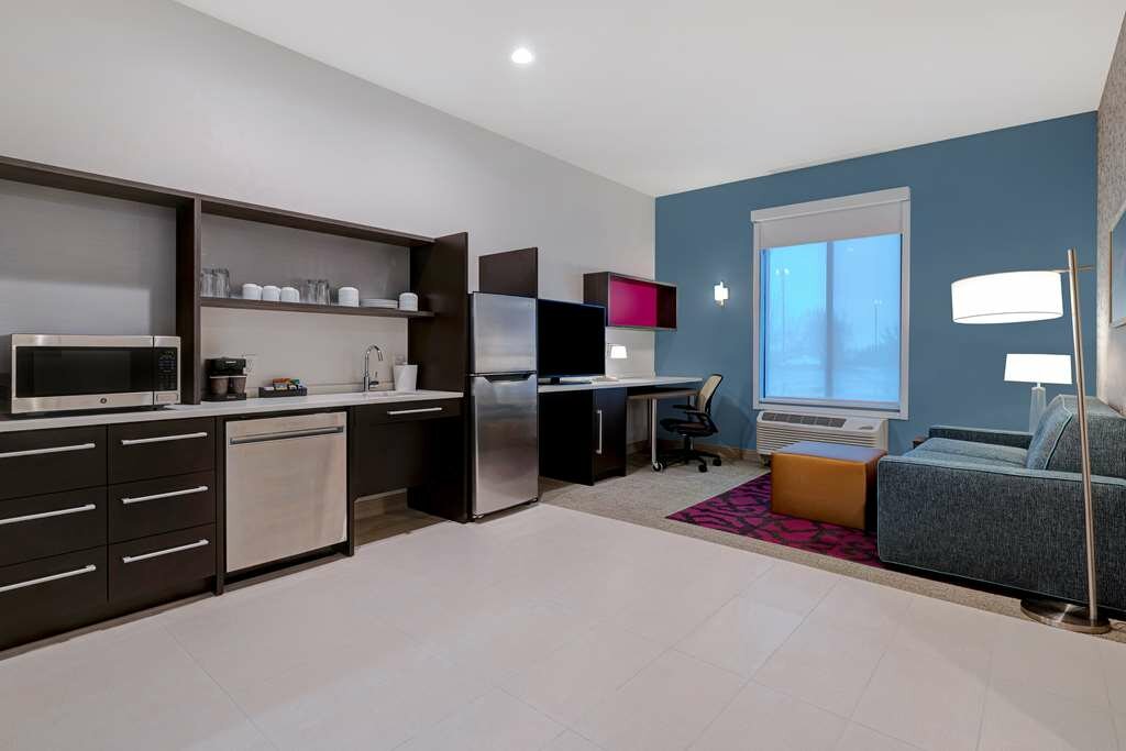 Фото Home2 Suites by Hilton Redding