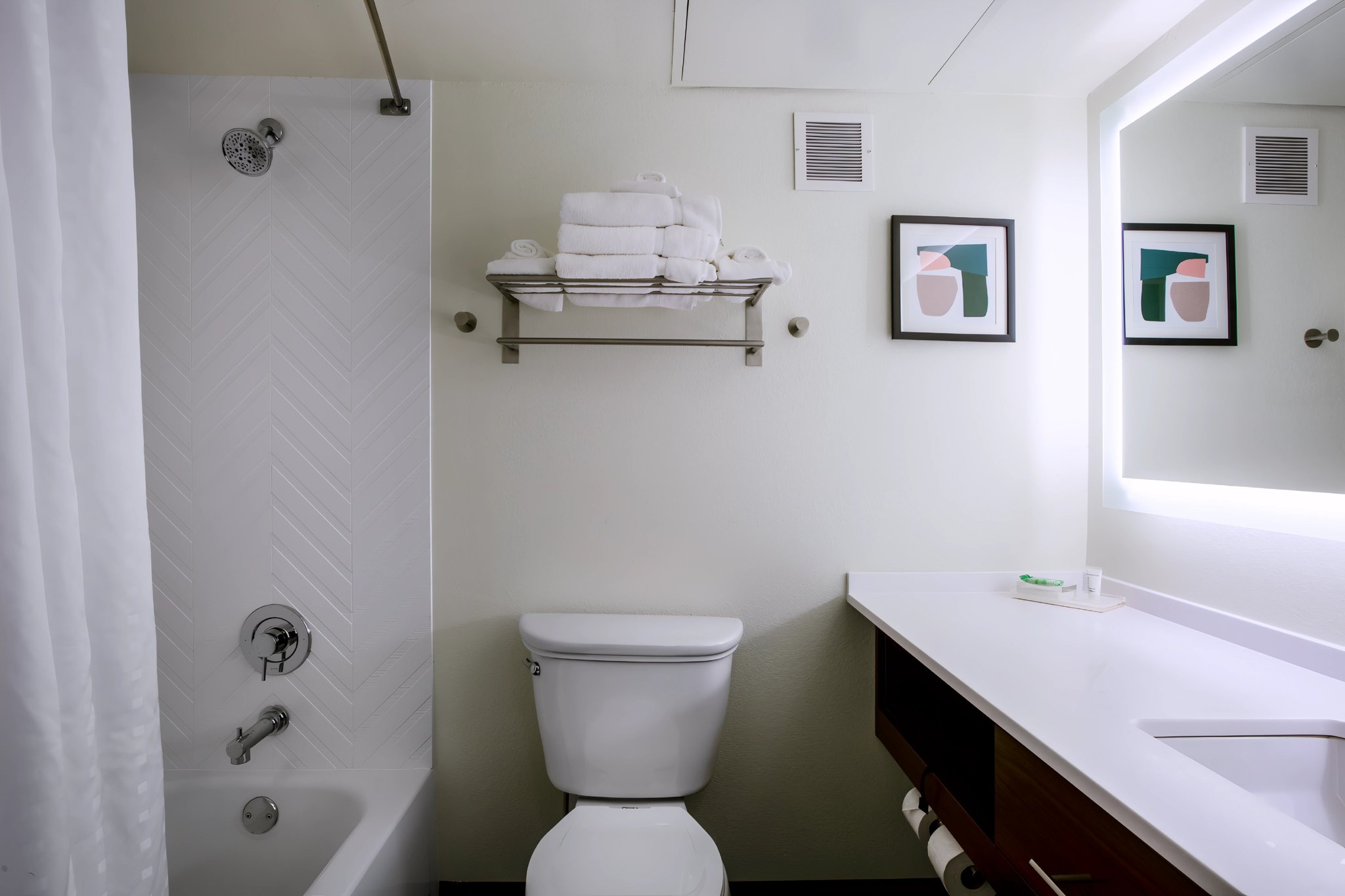 Фото Holiday Inn Morgantown - Reading Area, an Ihg Hotel