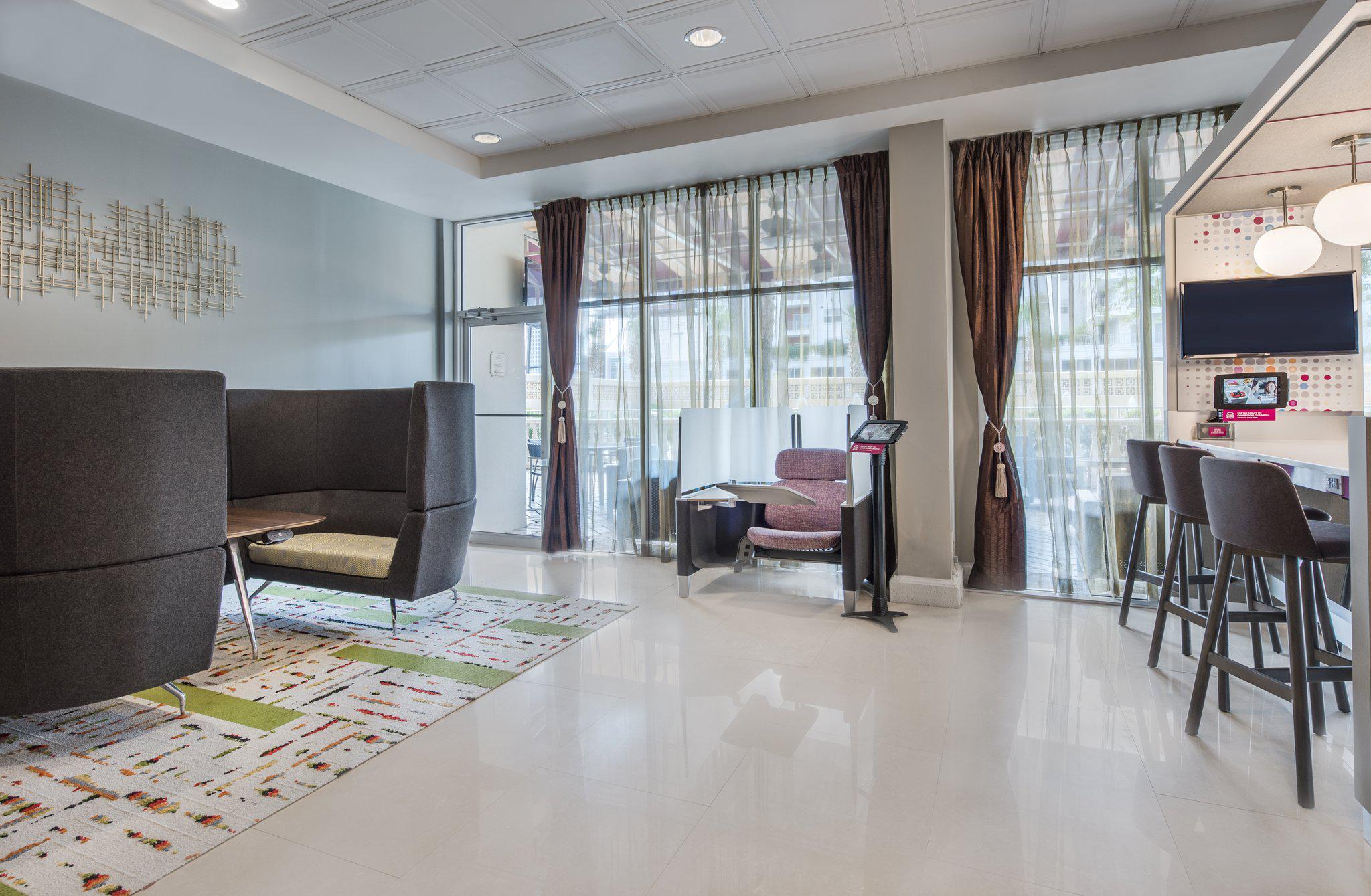 Фото Crowne Plaza Orlando - Downtown, an Ihg Hotel