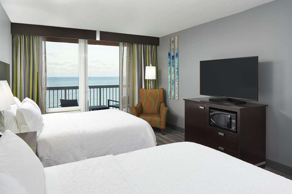 Фото Hampton Inn Daytona Beach/Beachfront