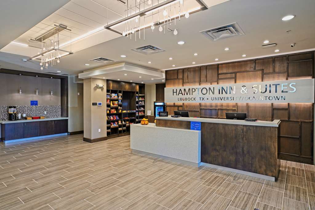 Фото Hampton Inn & Suites Lubbock University