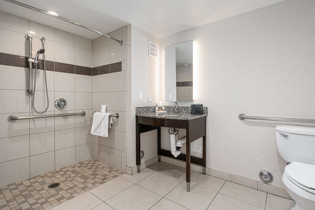 Фото Best Western Plus Marina Gateway Hotel