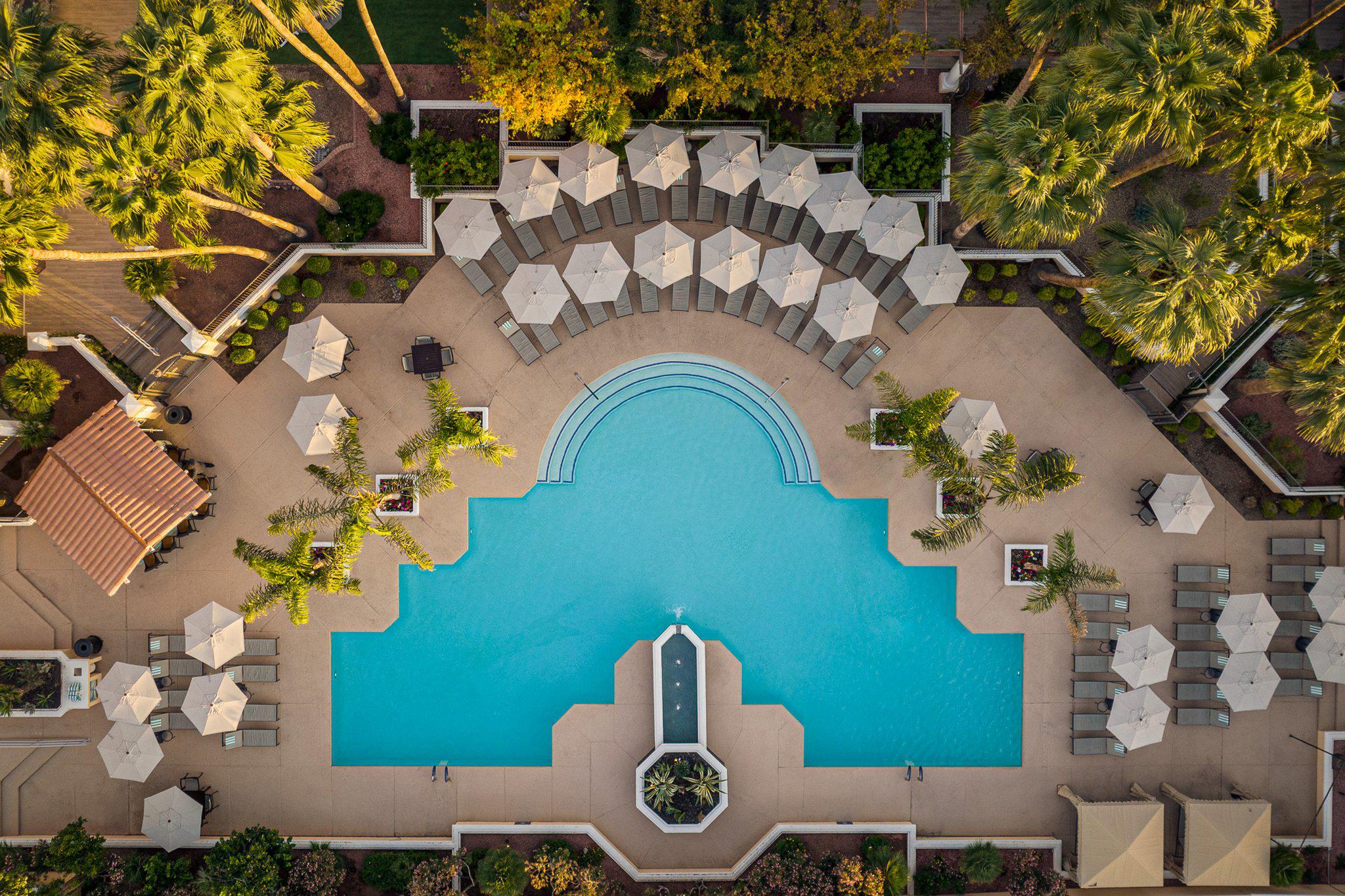 Фото Crowne Plaza Phoenix - Chandler Golf Resort, an Ihg Hotel