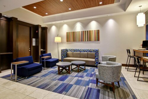 Гостиница Holiday Inn Express Hotel & Suites Toronto - Markham, an Ihg Hotel в Маркеме
