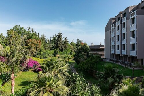 Гостиница Сентидо Периссия в Сиде