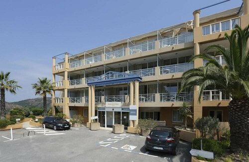 Гостиница Residence Horizon Bleu в Манделье-ла-Напуль