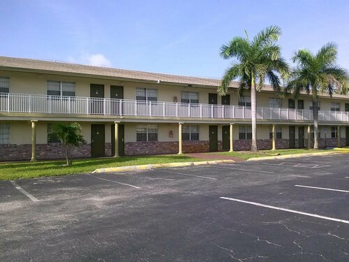 Гостиница Haven Hotel Pompano Beach в Помпано Бич