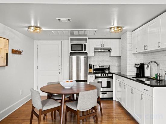 Фото The Maverick, powered by Placemakr - River Walk