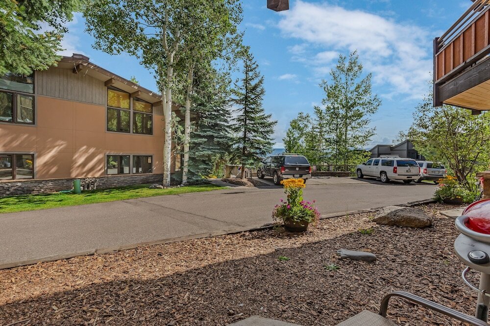 Фото Laurelwood, A Destination Residence