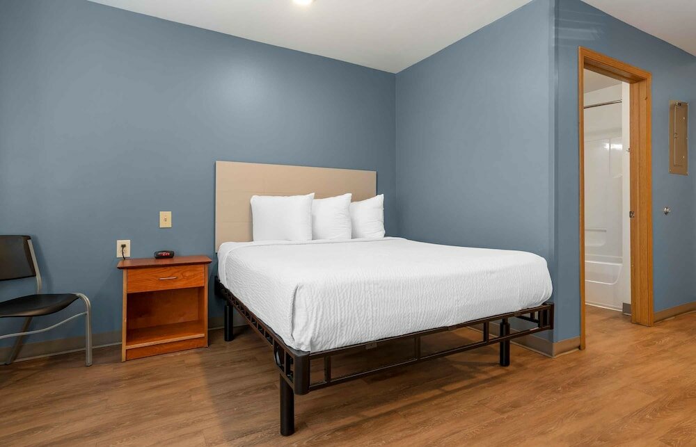 Фото WoodSpring Suites Indianapolis Lawrence