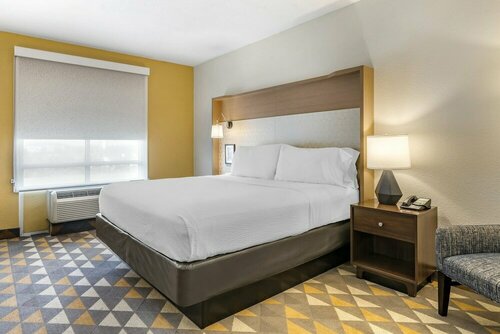 Гостиница Holiday Inn Louisville Airport South в Луисвилле