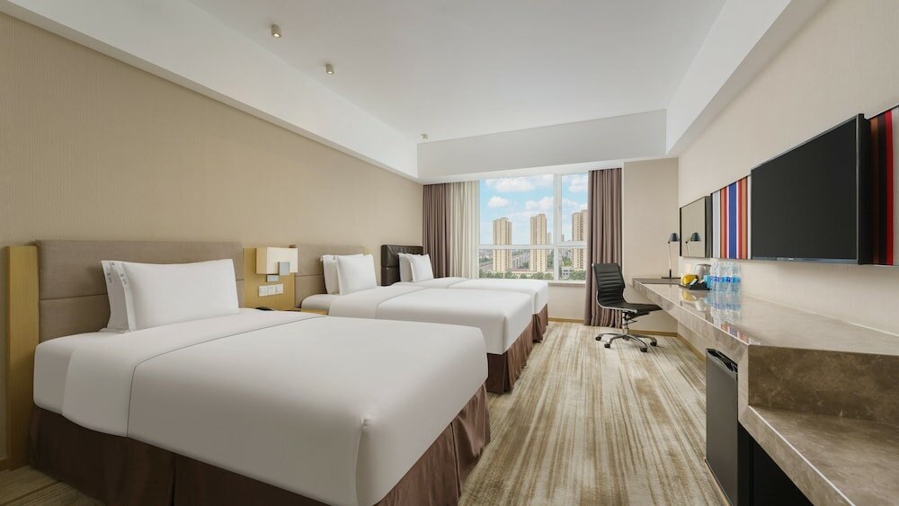 Фото Holiday Inn Express Shenyang Tawan