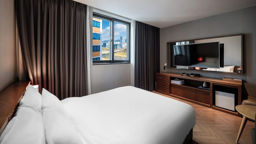 Фото Golden Business Hotel