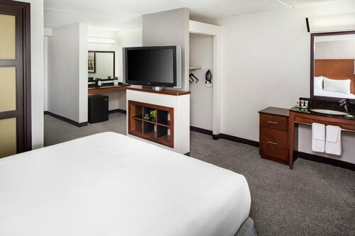 Внешний вид отеля Hyatt Place Austin/Arboretum - Domain Area в Остине, фото 2