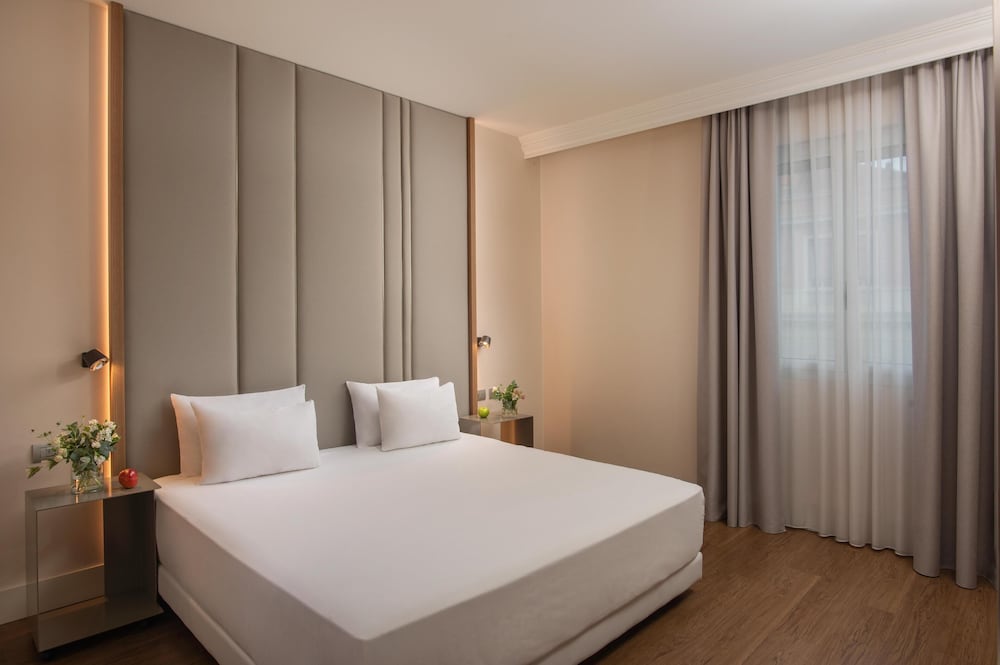 Фото Nh Bologna de la Gare