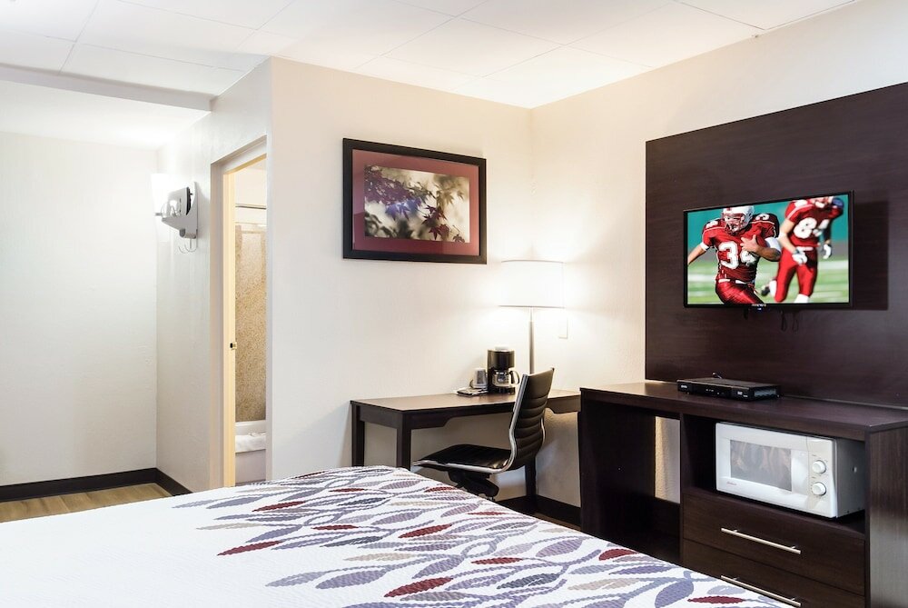 Фото Red Roof Inn York Downtown