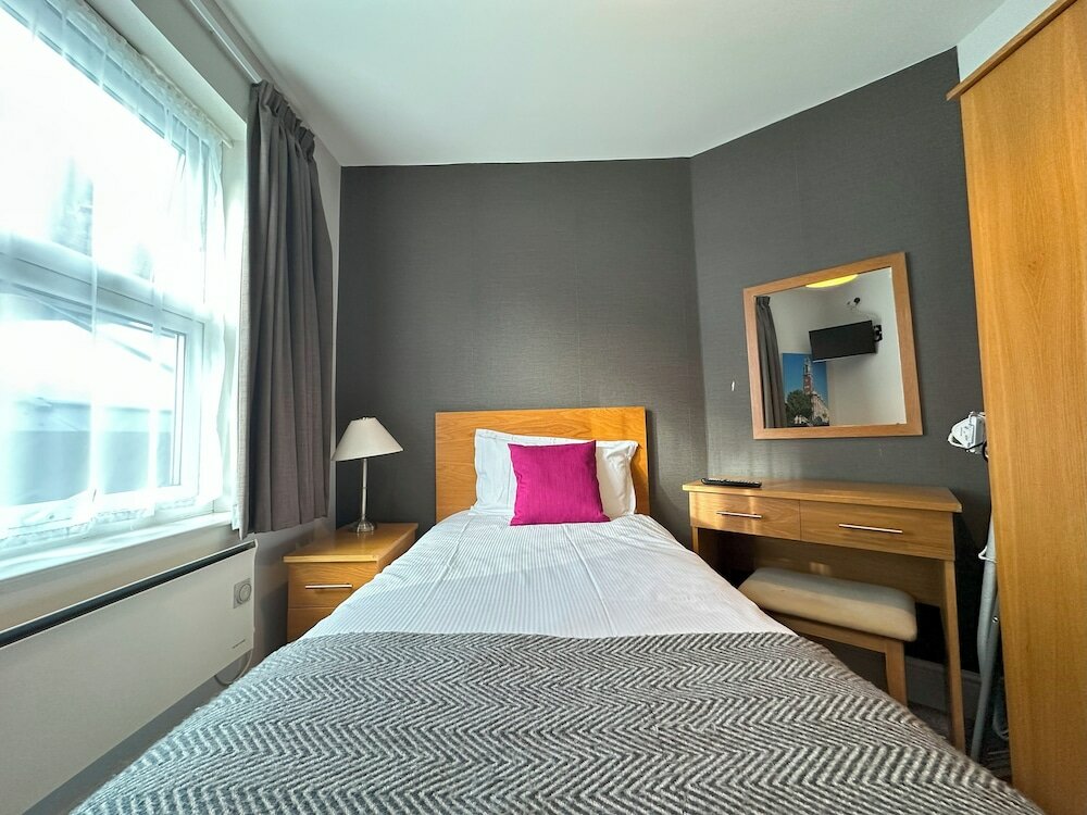 Фото North Hill Hotel