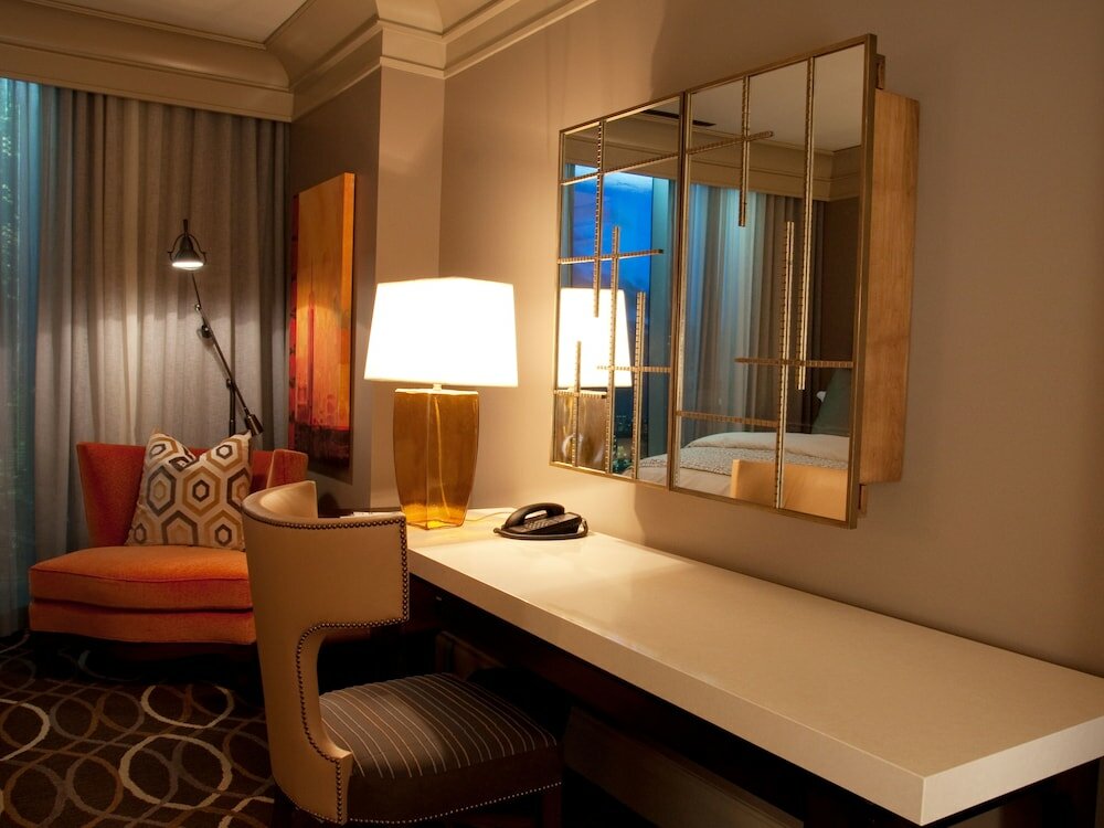Фото Omni Dallas Hotel
