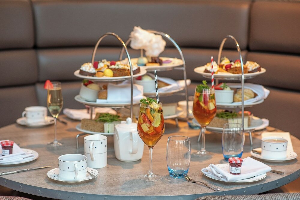 Фото Sir Christopher Wren Hotel