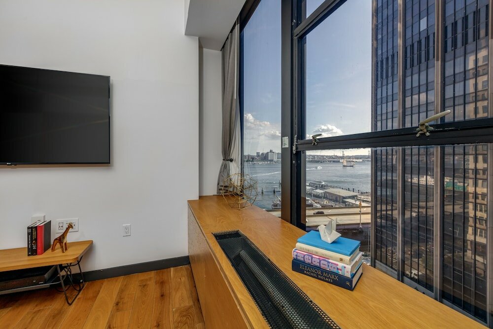 Фото Placemakr Wall Street