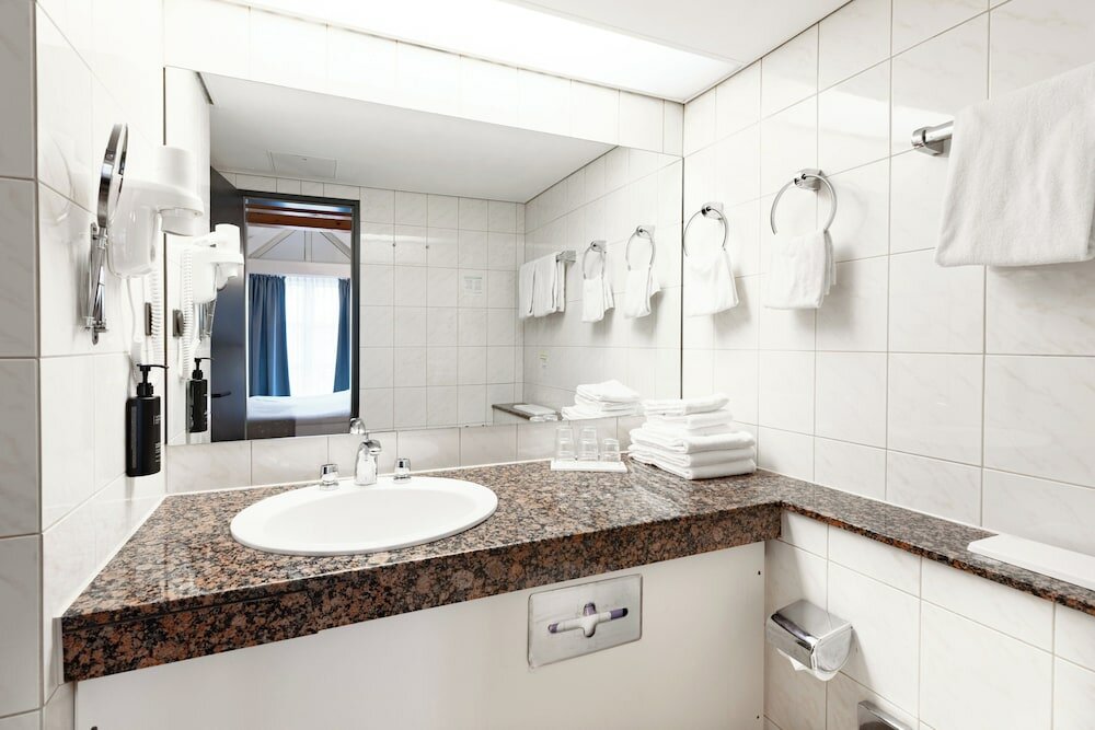 Фото Novum Hotel New Madison Düsseldorf Hauptbahnhof